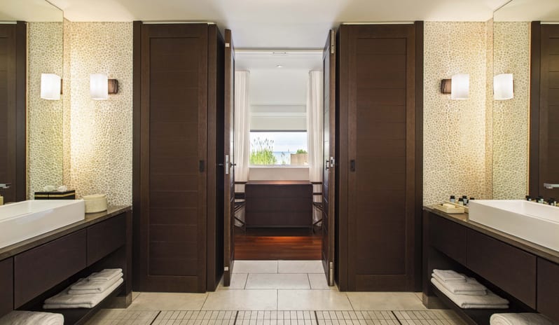 europe-holidays-greece-costa-navarino-the-romanos-a-luxury-collection-resort-costa-navarino-grand-suite-garden- view